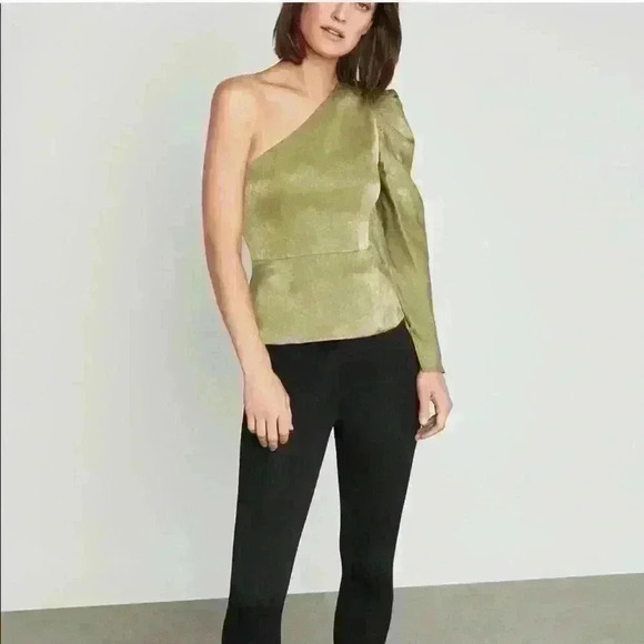 BCBGMaxAzria Lillyan Top - Picture 2 of 7